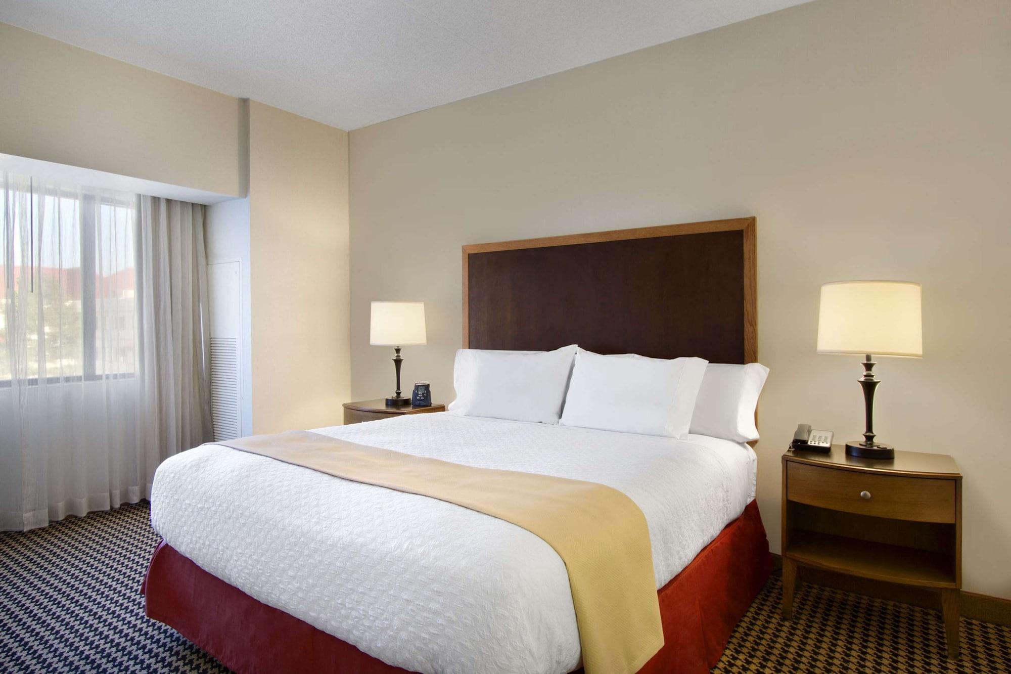 Embassy Suites By Hilton Detroit Metro Airport Romulus Habitación foto